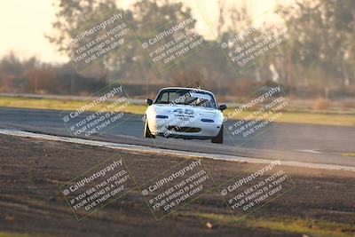 media/Jan-13-2024-CalClub SCCA (Sat) [[179f4822a7]]/Group 7/Sunset (Race)/